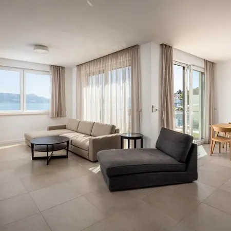 Acadia & Appartement Slatine